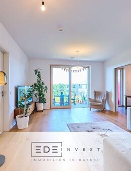 Schöne 4-Zimmer-Wohnung mit großem Balkon und Dachterrasse! - München