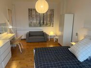 Bezugsfreies & vollmöbliertes Apartment mit Balkon im Szenerie - Berlin