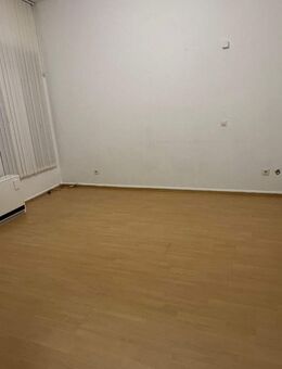 Gemütliche 2-Zimmer-Wohnung mit separatem Eingang und kleiner Terrasse. - Wipperfürth (Hansestadt)