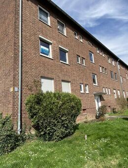 Kapitalanlage: vermietete 2-Zimmer-Wohnung mit Balkon - Neuss