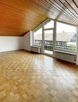 Seefeld: Helles Dachgeschossappartement mit schönem Ostbalkon - Seefeld (Bayern)
