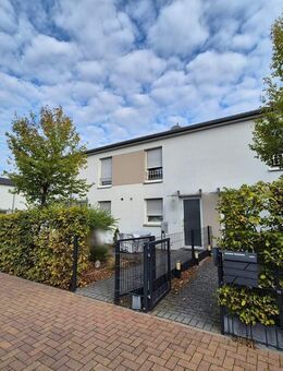Neuwertiges Reihenhaus für die kleine Familie in toller Lage - Hanau (Brüder-Grimm-Stadt)