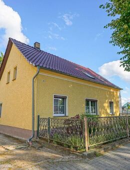 Familienidylle mit Potenzial - großzügiges Haus mit Gartenoase in Lichtenberg - Berlin