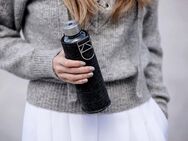 equa Trinkflasche Mismatch, Borosilikatglas, mit Filzcover und Metallgriff