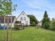 Attraktives Einfamilienhaus mit großem Grundstück in Lauenau - Lauenau