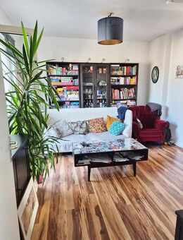 Wohnung mit Dachterrasse Nähe Volksgarten - Düsseldorf