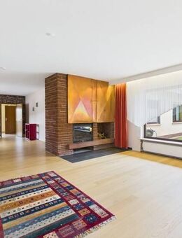 RUHE UND RAUM IN METTLACH - BARRIEREFREIER BUNGALOW MIT SOLARANLAGE IN TOLLER LAGE - Mettlach
