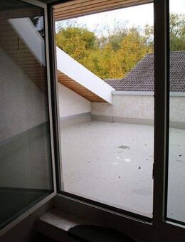 Große Wohnung mit Dachterrasse u. Gartenanteil, zentral und ruhig in Rain - Rain (Regierungsbezirk Schwaben)