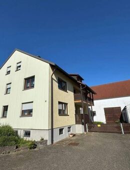 3-Familienhaus mit Landwirtschaftsfläche in Burgsalach - Burgsalach