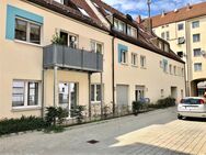 ***MODERNE UND VOLL MÖBLIERTE 1 ZIMMER WOHNUNG MIT TERRASSE UND KFZ-STELLPLATZ*** - Nürnberg