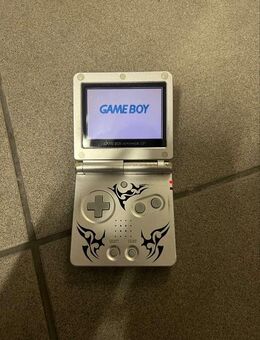 Game Boy Advance SP mit einigen Spielen (Pokemon, Donkey Kong, Mario etc) - Arnstein (Bayern)