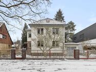 Bezugsfrei: Zweifamilienhaus in Heiligensee mit Potenzial zur Entfaltung - Berlin