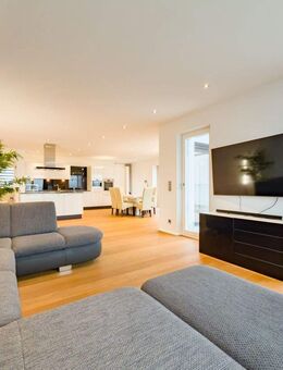 Wohnen wie im eigenen Haus - mit dem Extra an Raum und Stil - Passau