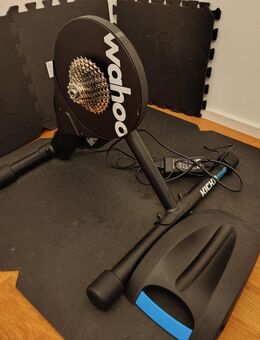 Wahoo Kickr Core mit Kassette und Zubehör - Rosenheim