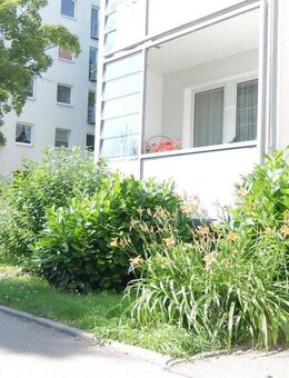 *Erstbezug nach Sanierung* - 1-Raum-Wohnung im ersten OG - Chemnitz