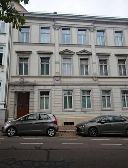 frisch renovierte Altbauwohnung im Erdgeschoss - Döbeln