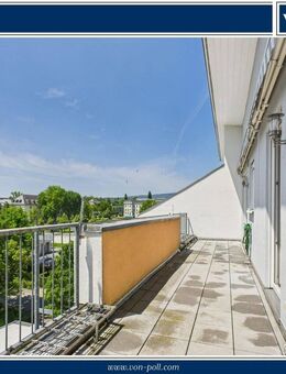 Helle und ruhige 4-Zimmer-Wohnung mit Aufzug und Traumbalkon - Wiesbaden
