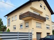 3 Familienhaus + kleines EFH + Halle mit ca. 250 m² Fläche - Baden-Baden