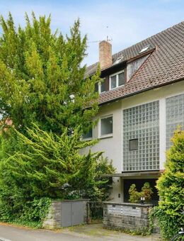 3-Familienhaus mit schönem Grundstück in begehrter Lage - Stuttgart