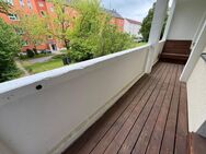 Südbalkon / Laminat / Bad mit Fenster / ...in Reichenbrand ! - Chemnitz
