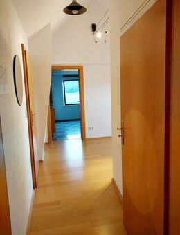 Ruhige neurenovierte 2-Zimmer Wohnung in Regenstauf (56 qm) - Regenstauf