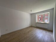 Teilsanierte 3-Zimmer-Wohnung mit Wanne in Wilhelmshaven City - Wilhelmshaven