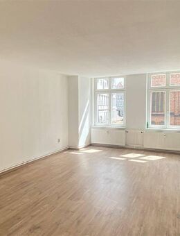 Wunderschöne Altbauwohnung im Zentrum zu vermieten! - Güstrow