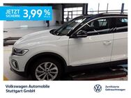 VW T-Roc, 1.5 TSI Style, Jahr 2023 - Stuttgart