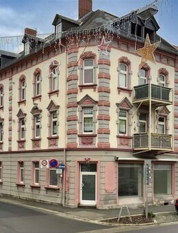 Denkmalgeschütztes Wohnhaus mit Gewerbefläche im Herzen von Waldsassen - Waldsassen