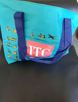 Strandtasche ITC abwaschbar Länge ca. 52cm Höhe ca. 42cm Breite bis ca. 42 cm - Essen
