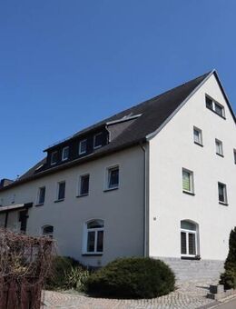 Hübsche Zweiraum-Wohnung in idyllischer Landschaft ! - Mülsen