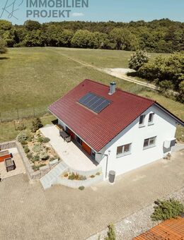 Energieeffizientes Einfamilienhaus in ruhiger Lage mit hervorragender Anbindung an die A9 - Simmelsdorf