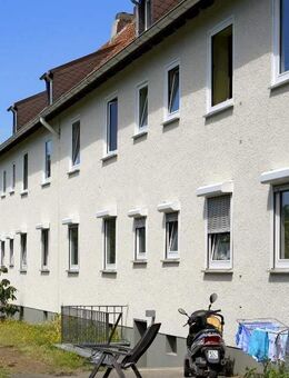 **Gemütliche Etagenwohnung mit Kinderspielplatz und Hausgarten in Marl** - Marl (Nordrhein-Westfalen)