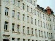 schöne zentrale und ruhige Wohnung mit Balkon und Laminatboden als Kapitalanlage - Leipzig