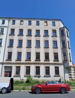 Objekt-Nr.: 7425 - Attraktives teilsaniertes Mehrfamilienhaus mit 10 WE wartet auf Sanierung (inkl. Projektplanung) in ruhiger Lage von Plauen - Plauen