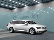 Skoda Superb, 2.0 TDI Combi Sportline Canton, Jahr 2021 - München