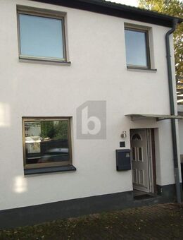 GEMÜTLICHES HAUS LIEBEVOLL RENOVIERT - Binsfeld