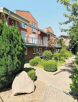 Ferien-/Wohnhaus mit 2 Parkplätzen in 23968 Hohenkirchen OT Hohen Wieschendorf, Birdieweg 7 - Hohenkirchen (Mecklenburg-Vorpommern)