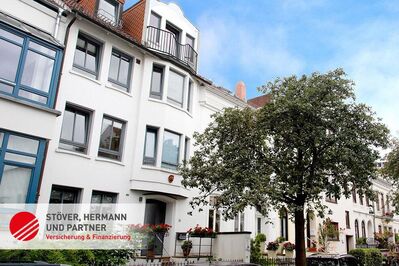 Großes Altbremer Stadthaus mit vielfältiger Nutzungsmöglichkeit