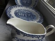Myotts Country Life England Keramik blau: 1 Milchgießer, 1 Sauciere, 1 Schale 21 cm, 3 Teller 25 cm- zusammen 15,- Vintage - Flensburg