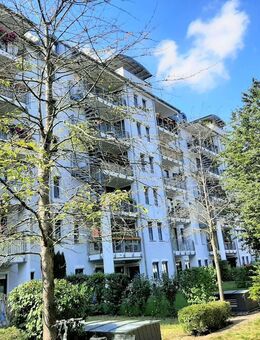 Schleußig: neuwertig I mit Balkon zum Innenhof I Aufzug I Einbauküche I Bad mit Wanne - Leipzig