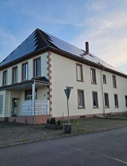 Zweifamilienhaus mit Scheune und großen Eigentumsgrundstück - Dissen (Teutoburger Wald)