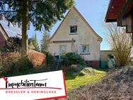 Sanieren oder neu bauen? Kleines Einfamilienhaus auf 1.041 m² großem Grundstück in Halstenbek - Halstenbek