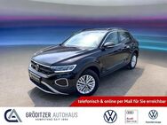 VW T-Roc, LIFE |APP|, Jahr 2022 - Gröditz