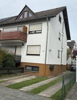 Große 2-Zi-Eigentumswohnung mit Balkon, eigenem Gartenanteil u. St/Pl. im 3 Fam.-Haus in Rödermark-Urberach - Rödermark
