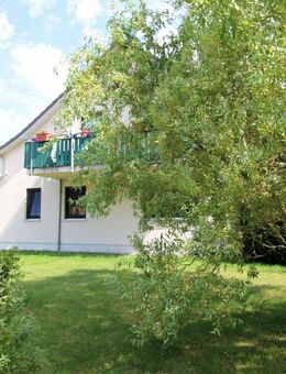 Seien Sie Eigentümer und Vermieter - ein Haus mit 2 Mietparteien im Seebad Born - Born (Darß)