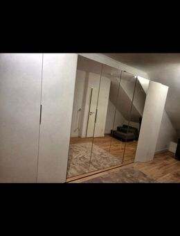 Drehtüren Kleiderschrank 4 m X 2.16m - Tornesch