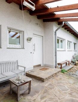 Verkaufsstart: Architektenhaus - ca. 176 m² Wohnfläche - 6 Zimmer - Sackgasse - Leverkusen