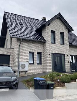 Neuwertiges Einfamilienhaus in der Chaussee-West! - Wickede (Ruhr)