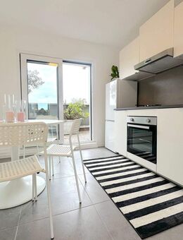 NEW/Neues - Charmante Penthouse-WG in Frankfurt am Main - Noch 3 Zimmer frei. - Frankfurt (Main)